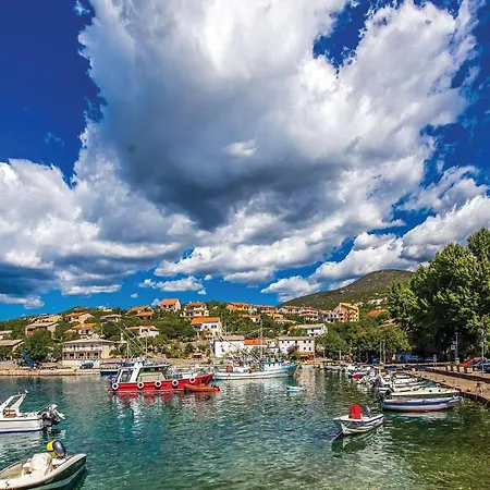 Stunning In * Klenovica